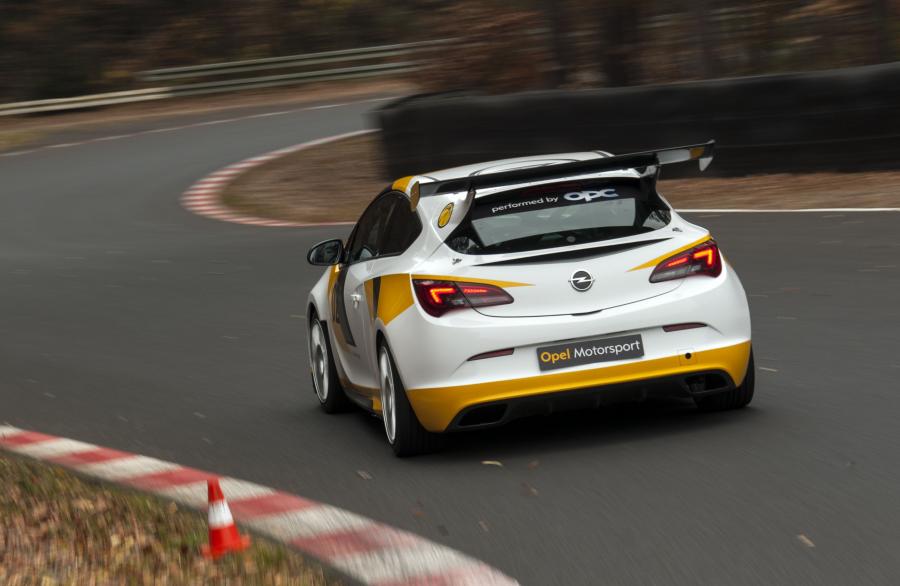  Opel Astra OPC Cup 2013 года  (фото 11 из 13)